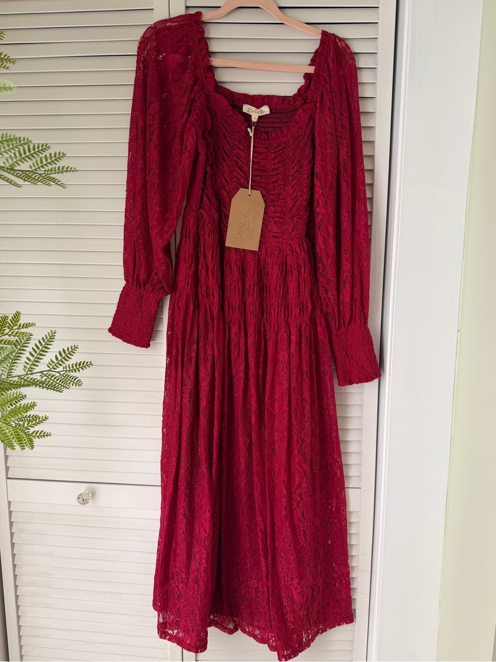 Listicle Women's magenta Lace Midi Dress
